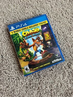 Crash Bandicoot N. Sane Trilogy PS4 - Blue Case